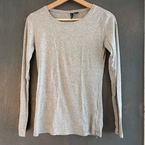 Cynthia Rowley tan long sleeve shirt size extra small